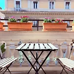 900 Piazza Del Popolo