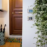 Private Modern Studio Paolina City Center