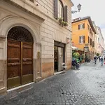 Iflat Trevi Charm, Elegant & Comfy Roman Escape