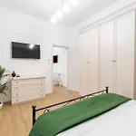 Emerald Suite, Elegant Flat In San Giovanni Area