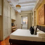 Condotti Ambassador Apartment