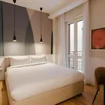 Sonder By Marriott Bonvoy Antinoo Apartments Piazza Del Parlamento