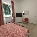 Luna Apartments - Roma