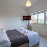 New Opening! Close To St Peter & Free Netflix