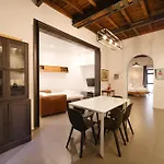 Golden House Buddyrent