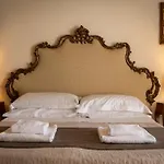 Sant\'Ivo Apartments