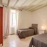 Three Bedroom Apartment Campo Dei Fiori