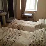 Bubbles Rooms