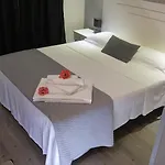 Arts & Rooms
