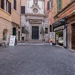The Librari Apartment