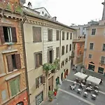 The Librari Apartment