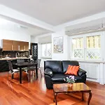 St. Peter Terrace Apartment