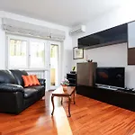 St. Peter Terrace Apartment