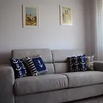 Claude\'S House