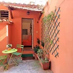 Indi Flat In Monti