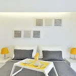 New Romantic Trastevere Apartment