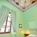 Eva\'S Room