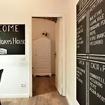 Coliseum Suites