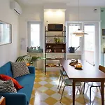 Treetop Rooms