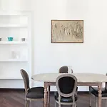 Habitat\'S Navona Apartment
