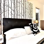 Romantica Rooms