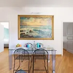 Romac Gianicolo 3-Bedroom Holiday Apartment
