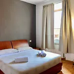 Candia Bright Vatican Apartment