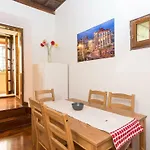 Rental In Rome Scala Deluxe