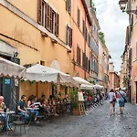 Trastevere - La Scala Bookwedo