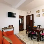 Anna A San Pietro Holiday House