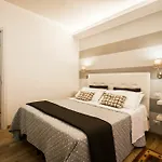 Saint Peter Apartment
