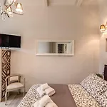 Vatican Sweet Home