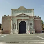 Porta Pia Apartment