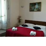 Liayi Family Hotel（李阿姨家庭旅馆）