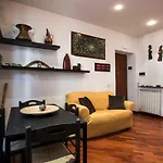 Colosseum Few Step Cozy House