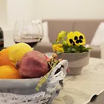 Pisetzky-Spadaro Apartments - Vegezio Roma