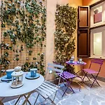 Irex Trevi Fountain Private Apartment