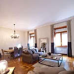 Carducci Luxury Apartment