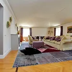 Monte D\'Oro Luxury New Entry.