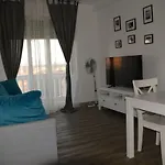 Domus Romuli