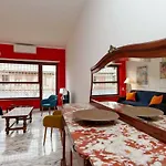 Rainbow Eur Apartment