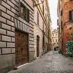 Farnese House In Rome