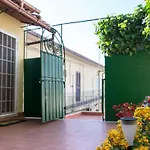 Mura Vaticane Apartment