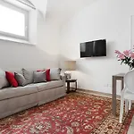 BMGA l Mon Amour San Giovanni Apartment