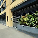 Green Terraced Apartment. 3 Stops From Colosseum