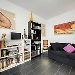 Rhome Apartments Leonina