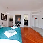 Pantheon Amazing Jacuzzi Suite - Top Collection