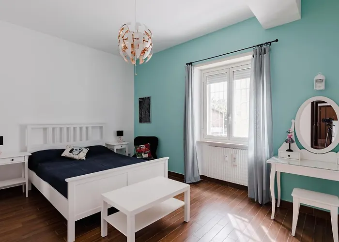 Scarfoglio Apartment, 4 persone, 2 camere, balcone, Wi-Fi, Stazione Tiburtina