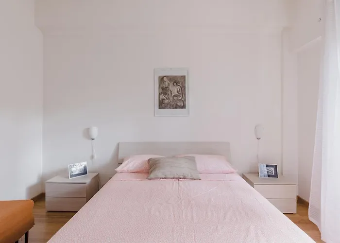 Pelizzi Apartment, 5 Persone, 2 Camere, Balcone, Cinecitta