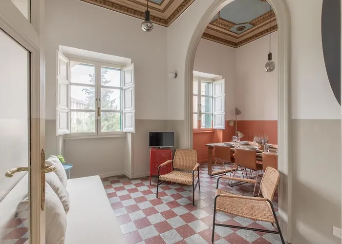 Iflat Sunny And Colorful Esquilino Apartment